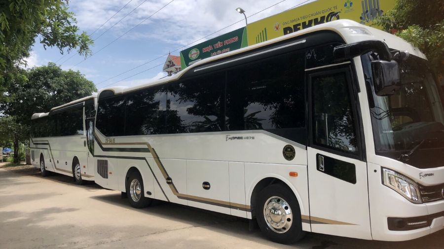 bus 45 seats