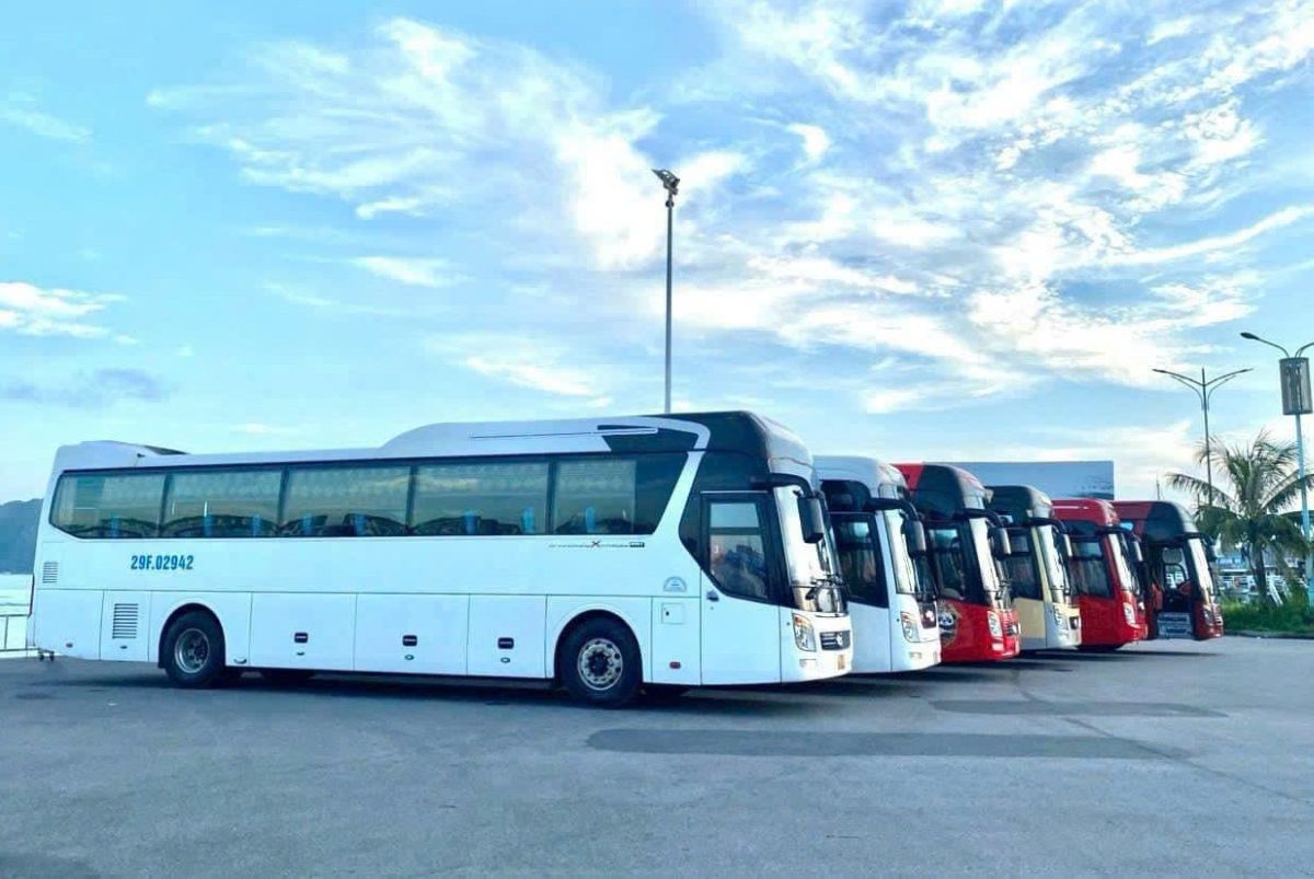 bus 45 seats